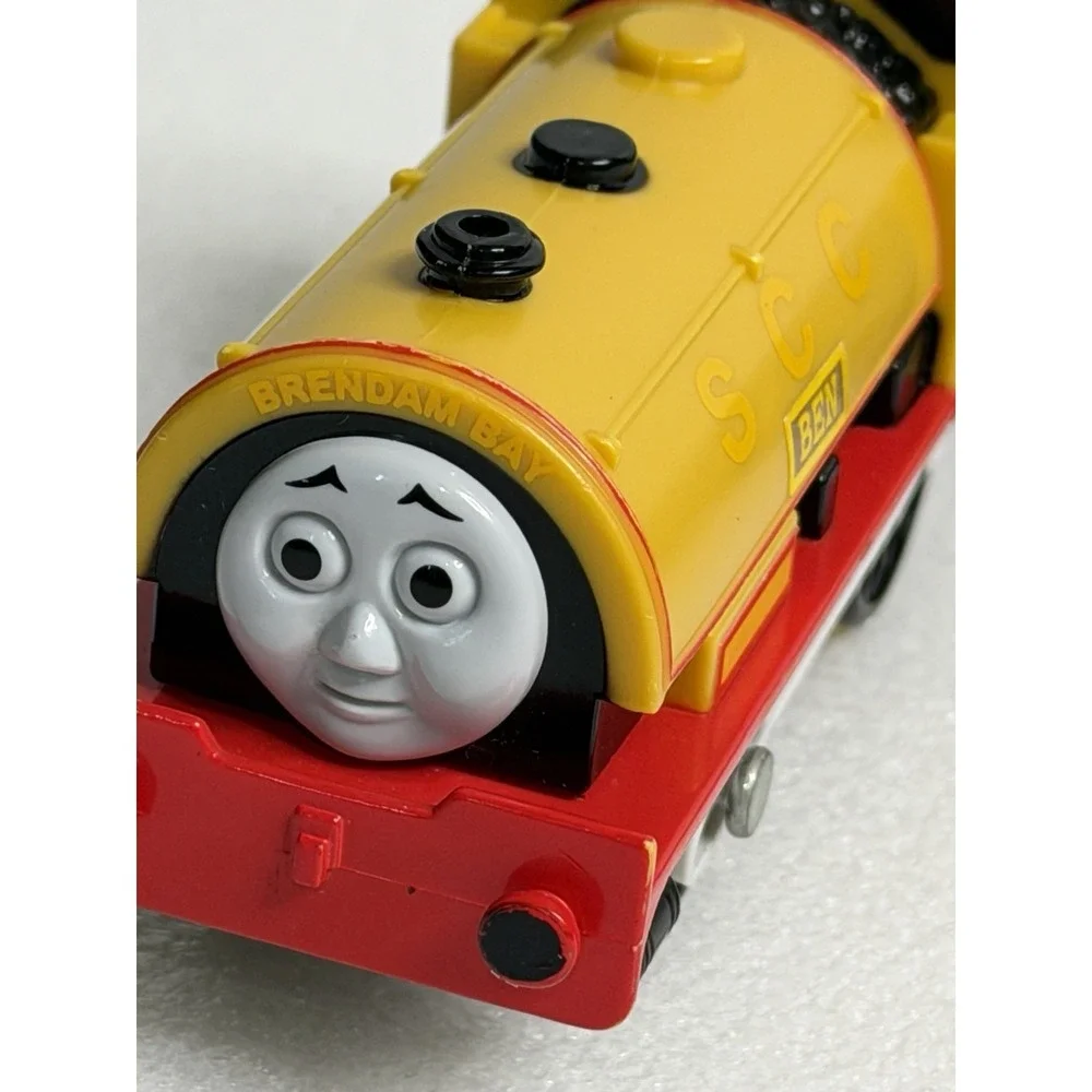 Thomas & Friends TOMY Plarail Trackmaster BEN Rare Train Engine Works Video